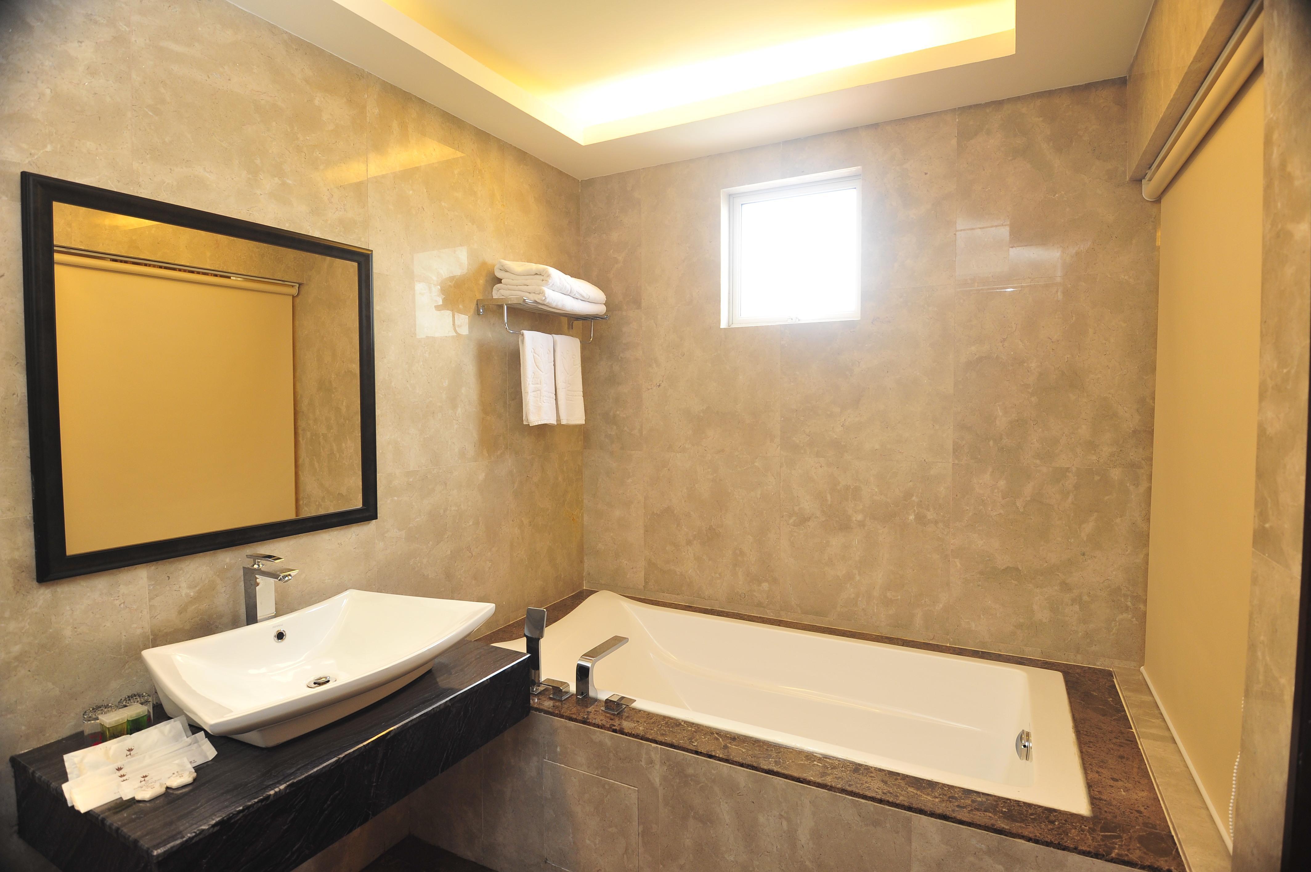 Hallmark Crown Hotel Malacca Εξωτερικό φωτογραφία
