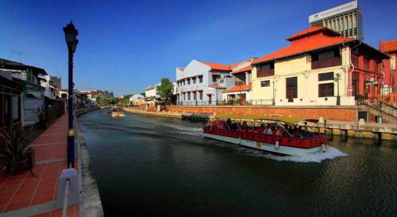 Hallmark Crown Hotel Malacca Εξωτερικό φωτογραφία